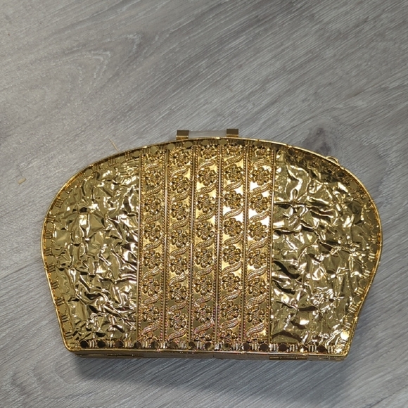 Gold and White Dome Clutch with Vintage Metalwork - Picture 3 of 4